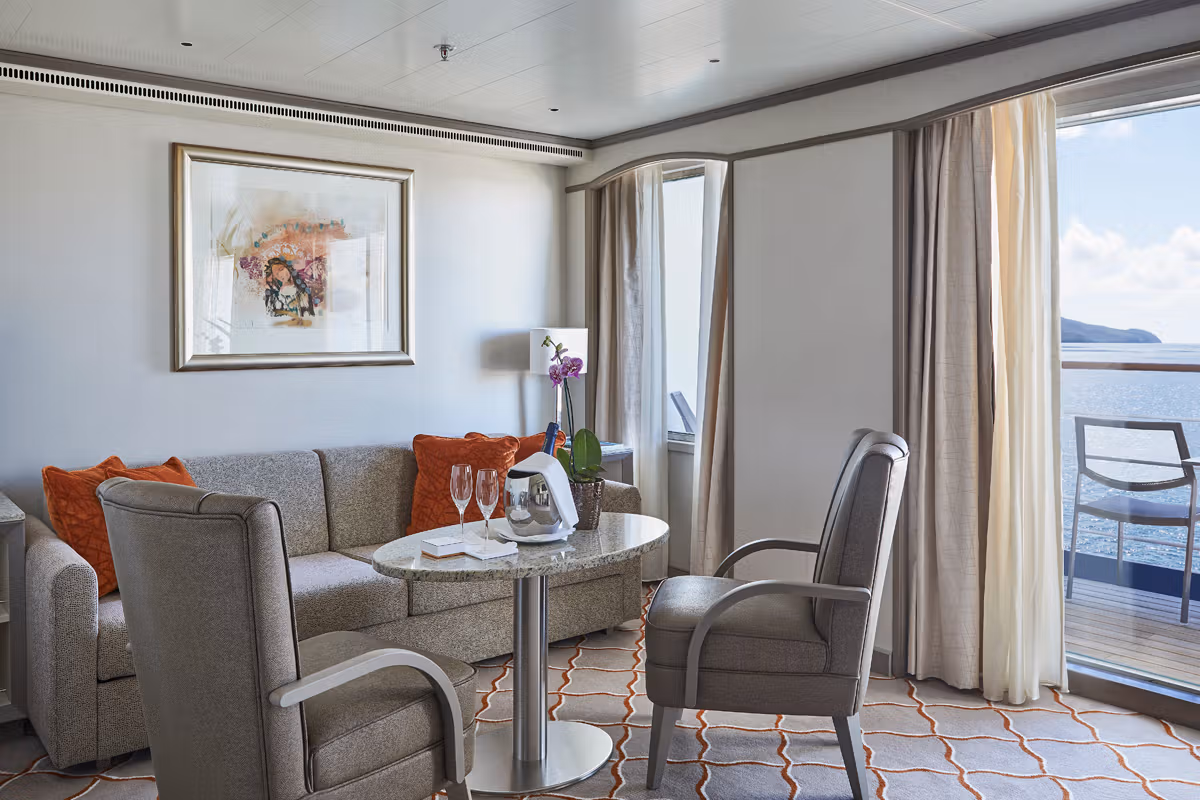 Medallion suite living area on Silver Shadow world cruise ship